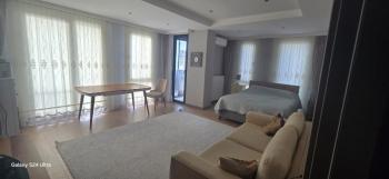 Bağdat Caddesi'nde 2+1 kiralık daire, yeni bina, ikinci katta.