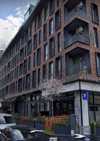 Bağdat Caddesi'nde 2+1 kiralık daire, yeni bina, ikinci katta.
