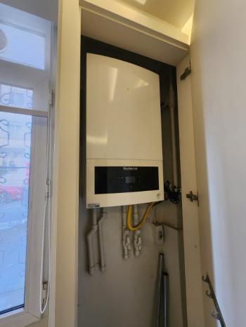 CİHANGİR DEFTERDAR YOKUŞUNDA SATILIK 1 +1 HEM TICARI HEM MESKEN YENİLENMİŞ DAİRE