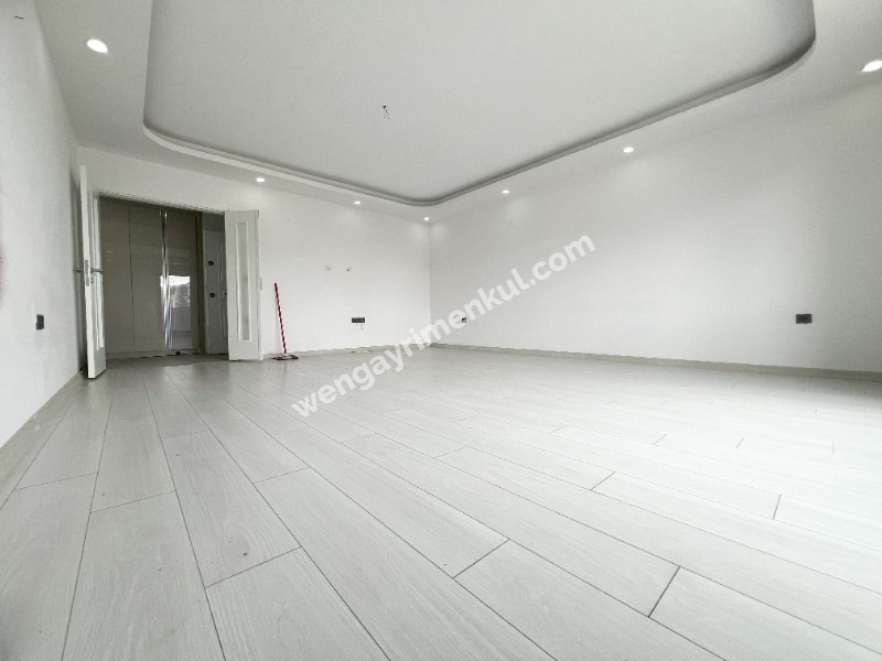 TEPE LİFE KONUTLARI'NDA SATILIK 3+1 LÜKS DAİRE 