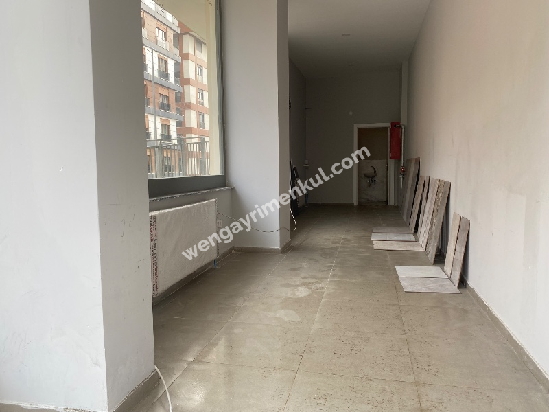 BOSTANCI YENİ BİNADA CAFE & DÜKKAN ÖN KULLANIM ALANI 100 M2