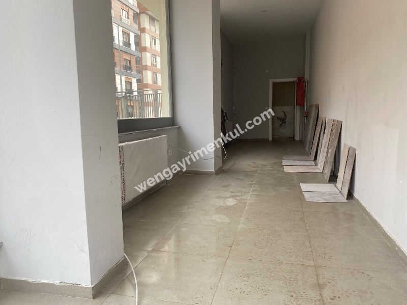 BOSTANCI YENİ BİNADA CAFE & DÜKKAN ÖN KULLANIM ALANI 100 M2