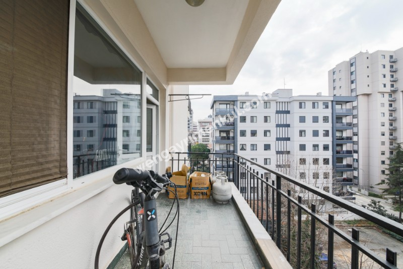 TEK YETKİLİ SUADİYE EMİN ALİ PAŞA’DA 160M² NET SATILIK 4+1 DAİRE