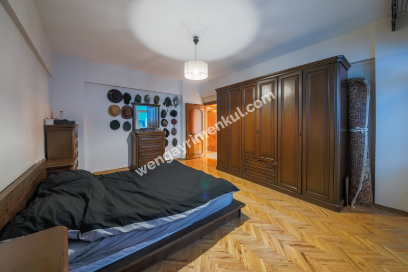 TEK YETKİLİ SUADİYE EMİN ALİ PAŞA’DA 160M² NET SATILIK 4+1 DAİRE