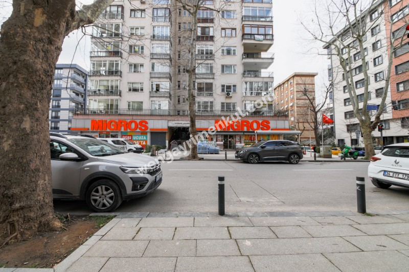 TEK YETKİLİ SUADİYE EMİN ALİ PAŞA’DA 160M² NET SATILIK 4+1 DAİRE