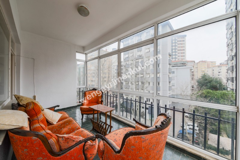 TEK YETKİLİ SUADİYE EMİN ALİ PAŞA’DA 160M² NET SATILIK 4+1 DAİRE