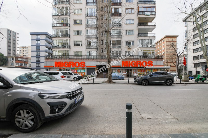 TEK YETKİLİ SUADİYE EMİN ALİ PAŞA’DA 160M² NET SATILIK 4+1 DAİRE
