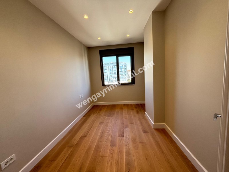 Suadiye 2+1 Satılık kısmi deniz manzaralı
