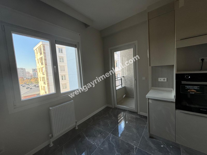Erenköy Geniş 3+1 Net :110 m2