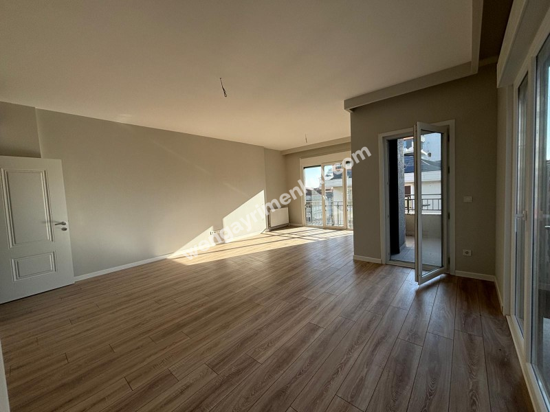 Erenköy Geniş 3+1 Net :110 m2