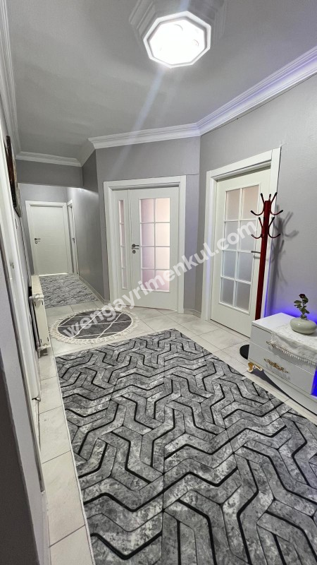 ÜMRANİYEDE SİTE İÇERİSİNDE FERAH BİR 3+1 SATILIK DAİRE