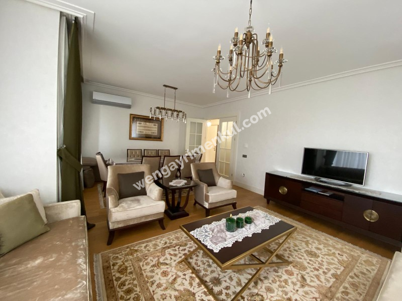 SİNPAŞ FİNANS ŞEHİRDE SATILIK 3+1 DAİRE