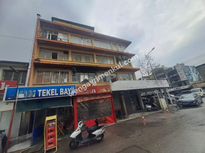 İZMİR 1.SANAYİ SİTESİNDE SATILIK DÜKKAN