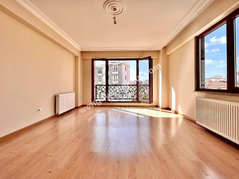 OZANLAR CAD. 7 YILLIK KAPALI OTOPARKLI GENİŞ 2+1 FIRSAT DAİRE