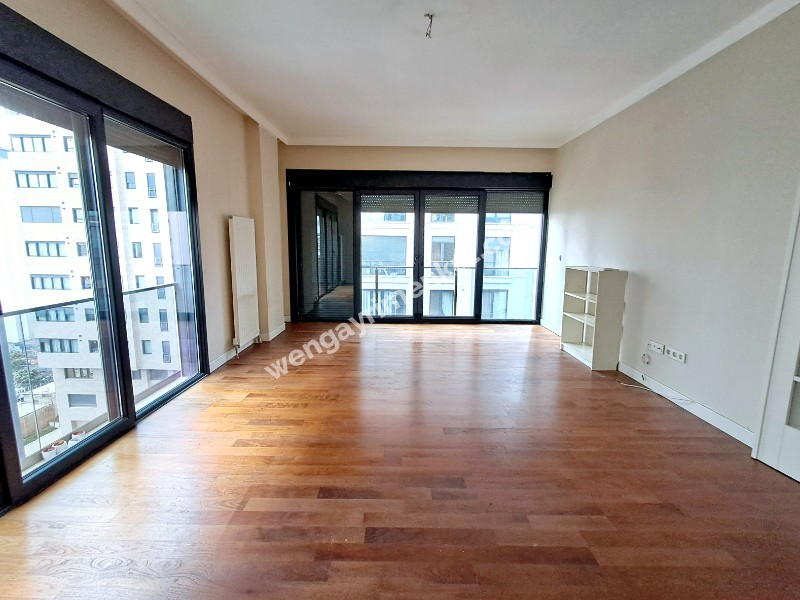 C.BOSTAN'DA BAĞDAT CAD.NE 5.BİNA EB.BANYOLU BALKONLU 3+1 KİRALIK DAİRE
