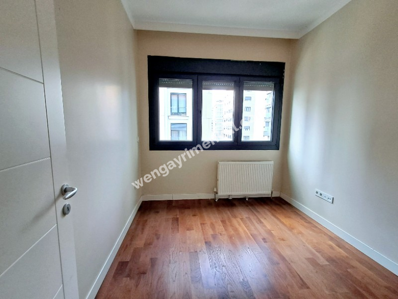 C.BOSTAN'DA BAĞDAT CAD.NE 5.BİNA EB.BANYOLU BALKONLU 3+1 KİRALIK DAİRE