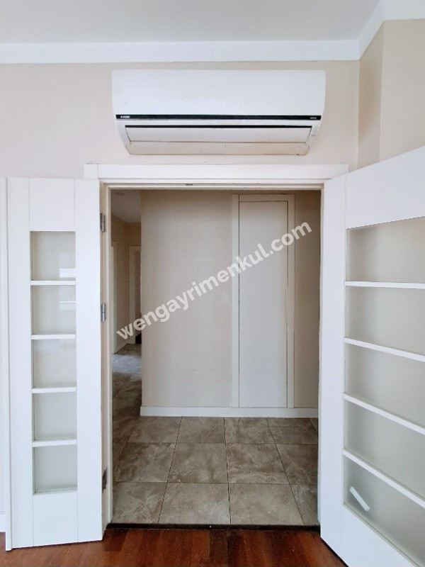 C.BOSTAN'DA BAĞDAT CAD.NE 5.BİNA EB.BANYOLU BALKONLU 3+1 KİRALIK DAİRE