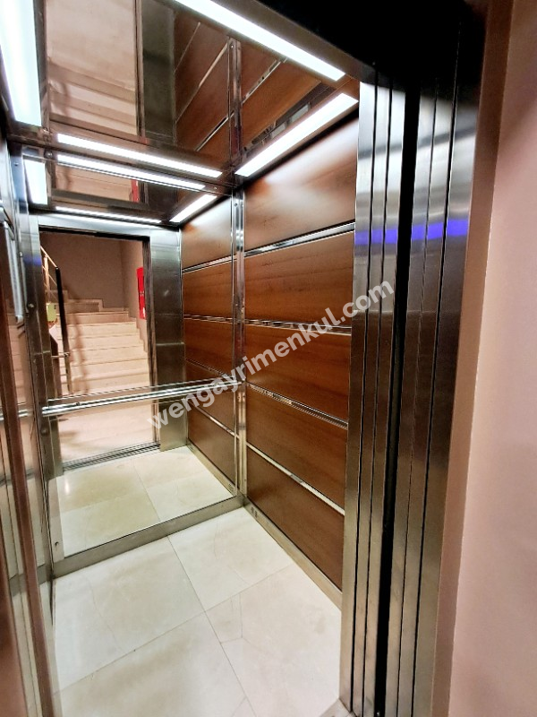 C.BOSTAN'DA BAĞDAT CAD.NE 5.BİNA EB.BANYOLU BALKONLU 3+1 KİRALIK DAİRE