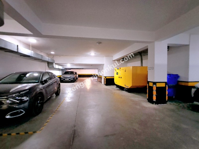 C.BOSTAN'DA BAĞDAT CAD.NE 5.BİNA EB.BANYOLU BALKONLU 3+1 KİRALIK DAİRE