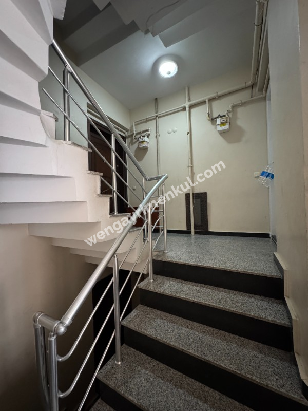 Zümrütevler Metro Yakını BOŞ DAİRE Güney Cephe Kat Mülkiyetli