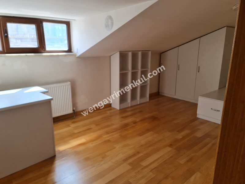 Küçükyalı Metronun Yanı Yeni Bina 3+1 Lüks Satılık Dubleks Daire