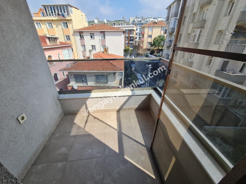 Küçükyalı Metronun Yanı Yeni Bina 3+1 Lüks Satılık Dubleks Daire