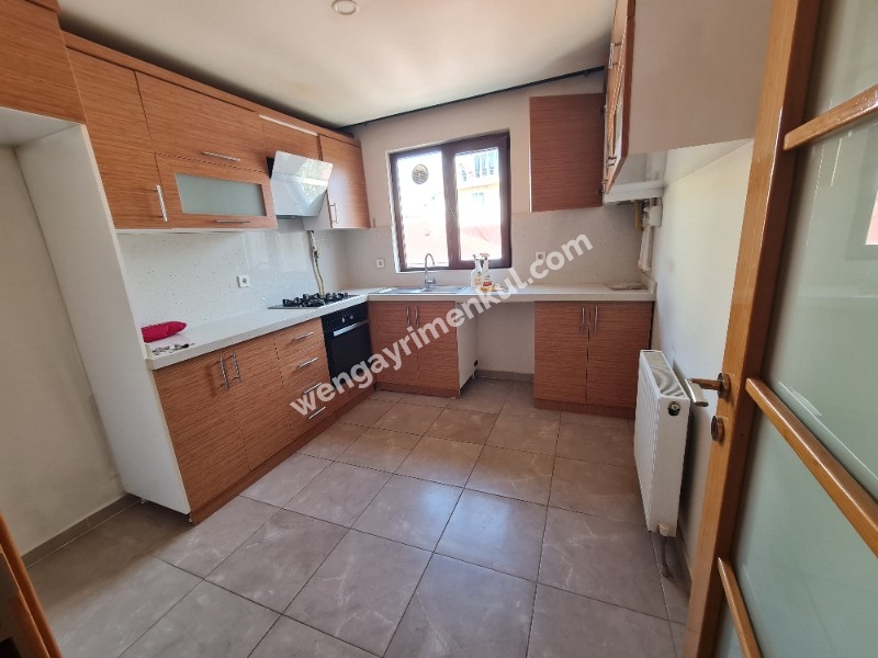 Küçükyalı Metronun Yanı Yeni Bina 3+1 Lüks Satılık Dubleks Daire