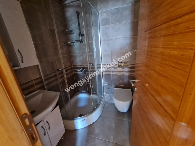 Küçükyalı Metronun Yanı Yeni Bina 3+1 Lüks Satılık Dubleks Daire