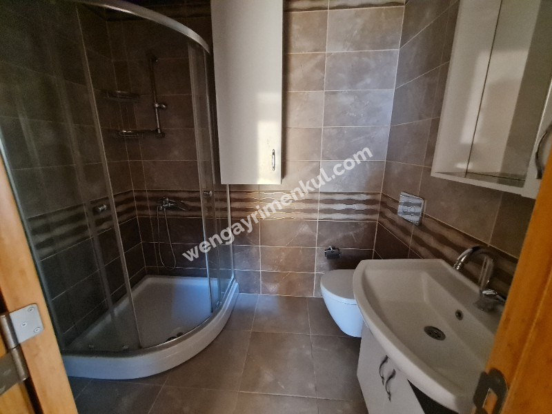 Küçükyalı Metronun Yanı Yeni Bina 3+1 Lüks Satılık Dubleks Daire