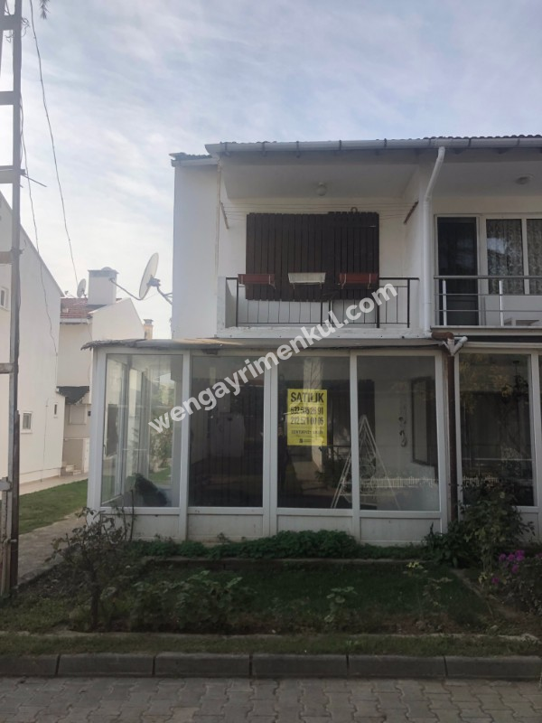 ŞARKÖY MARMARA 4 SİTESİNDE 2+1 SATILIK VİLLA...