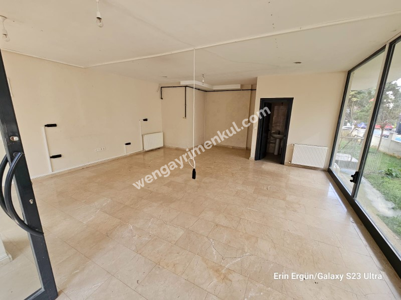 SAHRAYICEDİT YENİ BİNADA  KİRALIK 50m2 DÜKKAN.