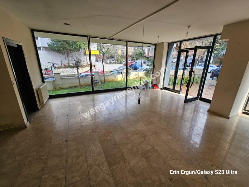 SAHRAYICEDİT YENİ BİNADA  KİRALIK 50m2 DÜKKAN.