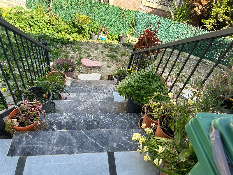Çeşme Reisdere’de Sezonluk Kiralık 1+1 Lüks Eşyalı Daire