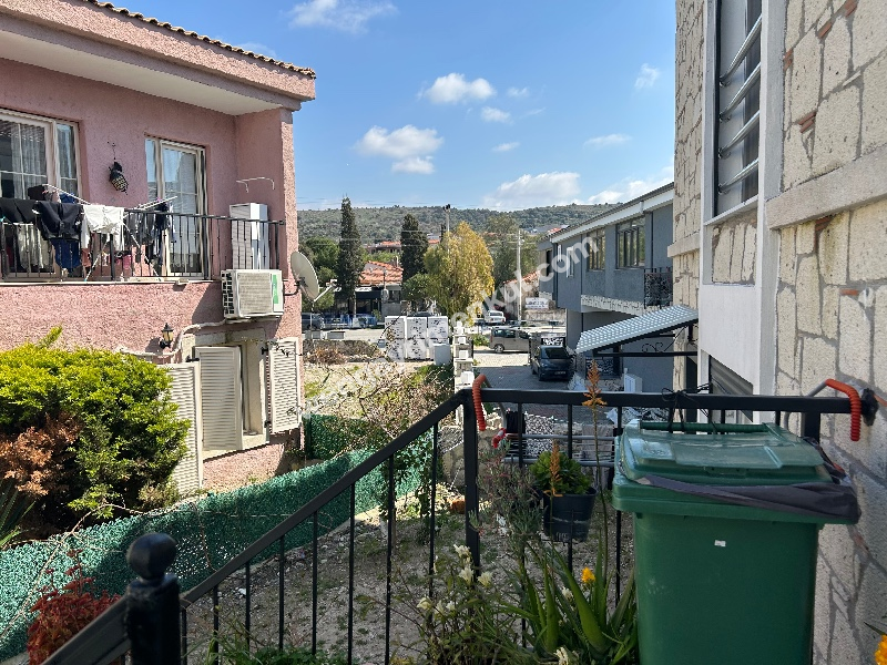Çeşme Reisdere’de Sezonluk Kiralık 1+1 Lüks Eşyalı Daire