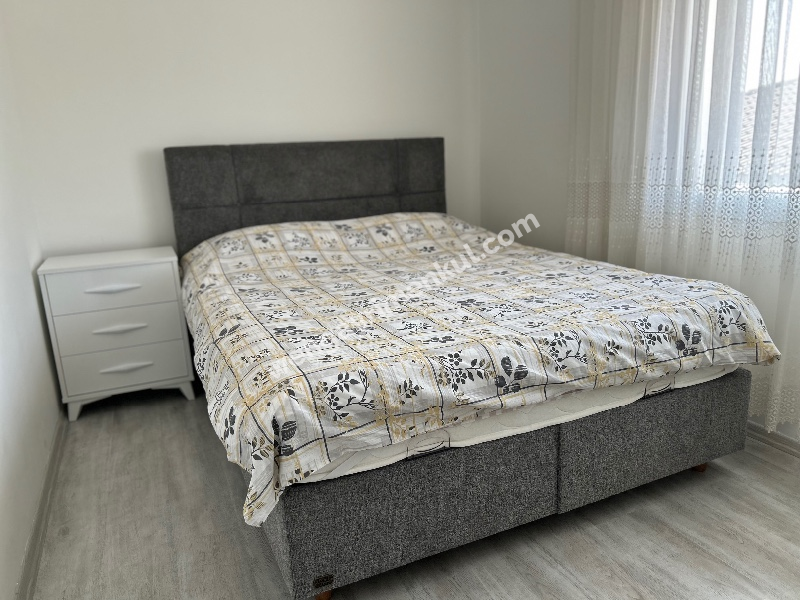 Çeşme Alaçatı ‘da  Sezonluk Kiralık Turizm Konaklama Sertifikalı 5+2 Havuzlu Triplex Villa