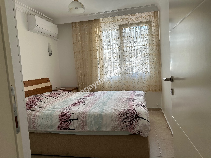 Çeşme Alaçatı ‘da  Sezonluk Kiralık Turizm Konaklama Sertifikalı 5+2 Havuzlu Triplex Villa