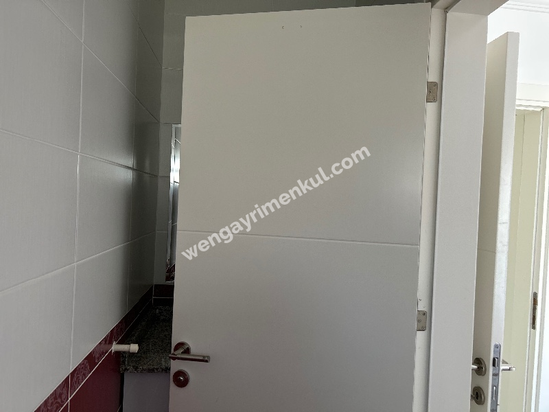 Çeşme Alaçatı ‘da  Sezonluk Kiralık Turizm Konaklama Sertifikalı 5+2 Havuzlu Triplex Villa