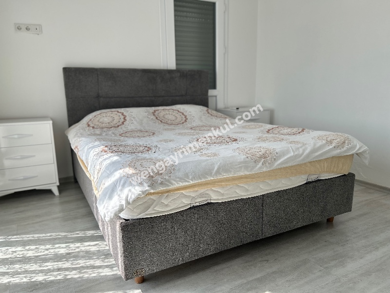 Çeşme Alaçatı ‘da  Sezonluk Kiralık Turizm Konaklama Sertifikalı 5+2 Havuzlu Triplex Villa