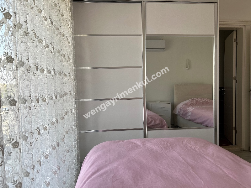 Çeşme Alaçatı ‘da  Sezonluk Kiralık Turizm Konaklama Sertifikalı 5+2 Havuzlu Triplex Villa