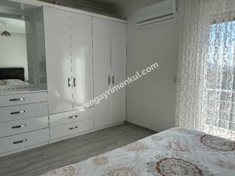 Çeşme Alaçatı ‘da  Sezonluk Kiralık Turizm Konaklama Sertifikalı 5+2 Havuzlu Triplex Villa
