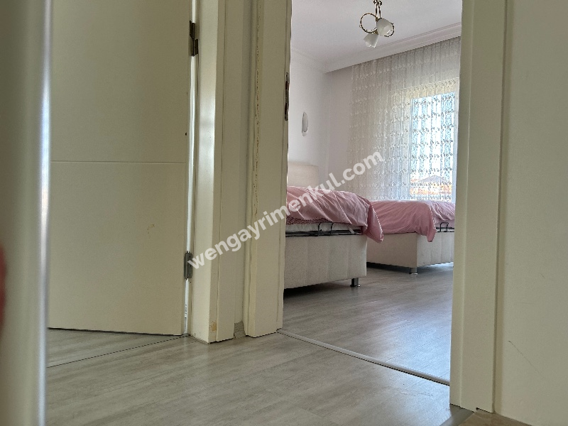 Çeşme Alaçatı’da Satılık 5+2 Havuzlu Turizm Konaklama Belgesine sahip Tripleks Villa 