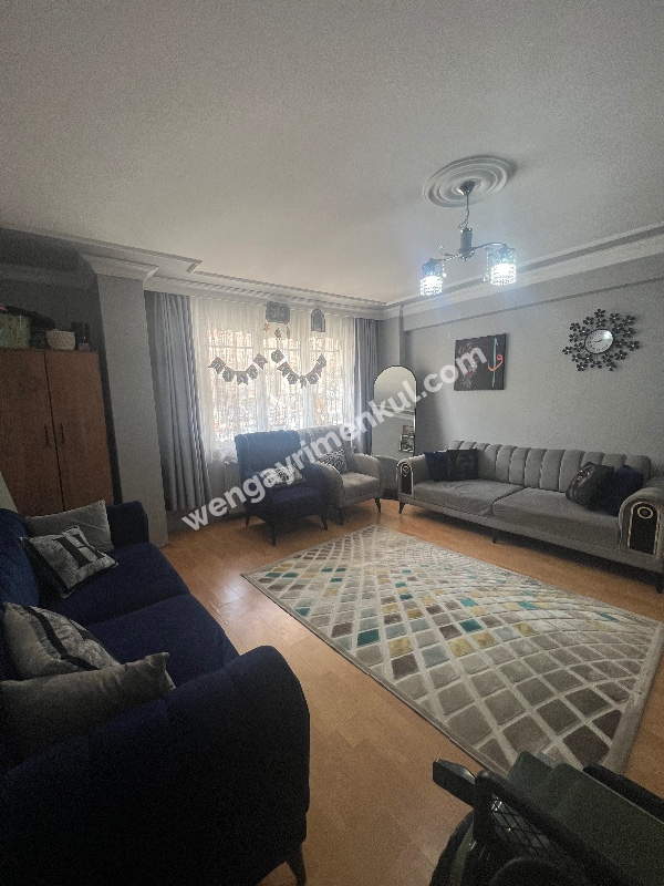 Ferman Caddesi’nde Geniş 2 + 1 Satılık Daire