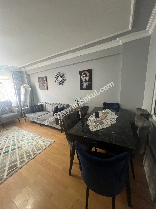 Ferman Caddesi’nde Geniş 2 + 1 Satılık Daire