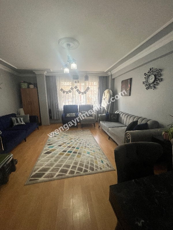 Ferman Caddesi’nde Geniş 2 + 1 Satılık Daire