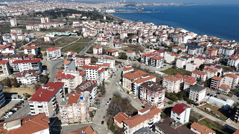 DENİZE 450 METRE UZAKLIKTA TEKİRDAĞ ALTINOVADA SATILIK 2+1 DAİRE