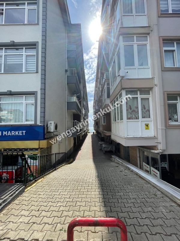 ARAKAT KAMİLOBADA  2+1 SİTE İÇİNDE DAİRE...
