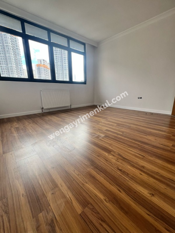 DENİZ ADALAR VE ŞEHİR MANZARASI FULL MARMARA'DA SATILIK 4,5+1DBX