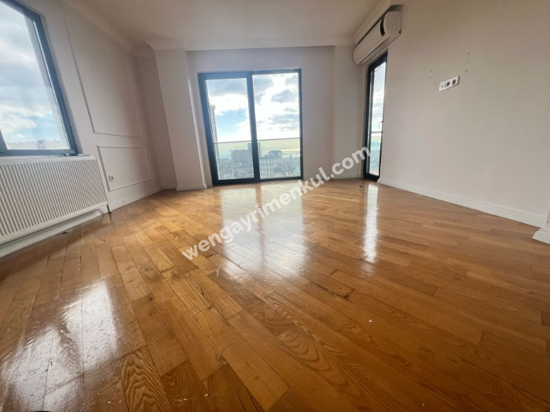 DENİZ ADALAR VE ŞEHİR MANZARASI FULL MARMARA'DA SATILIK 4,5+1DBX