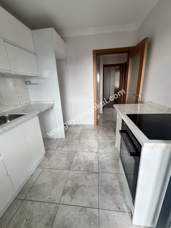 DENİZ ADALAR VE ŞEHİR MANZARASI FULL MARMARA'DA SATILIK 4,5+1DBX