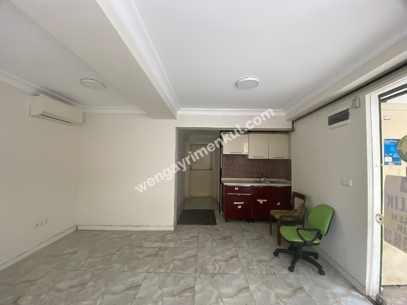 HÜSREV GEREDE CADDESİNDE 60m2 DEPOLU DÜKKAN MAĞAZA